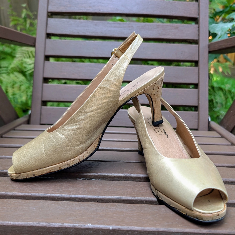 Elegant Gold Slingback Heels